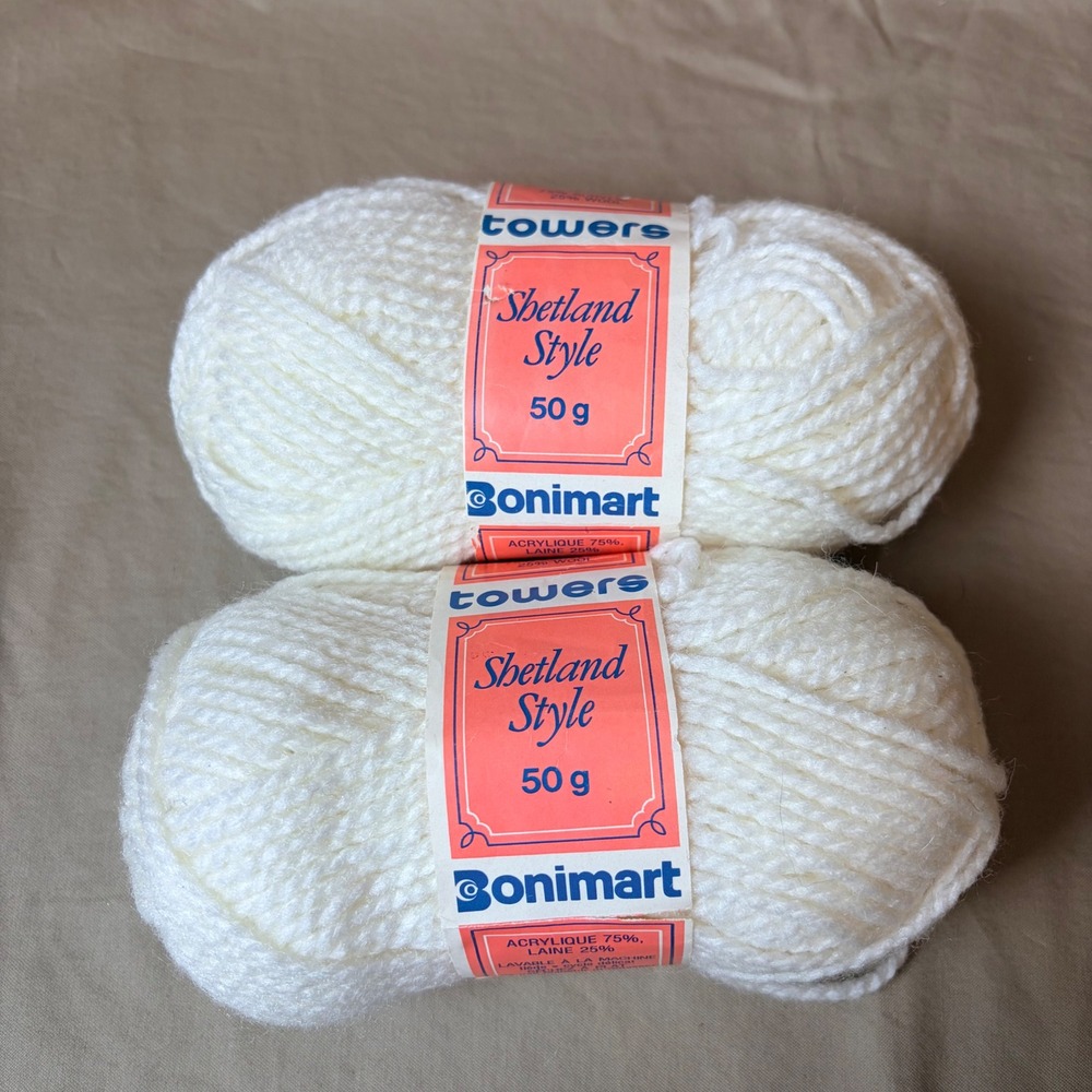 Vintage Towers Bonimart Shetland Style Yarn Cream White 75% Acrylic 25% Wool 2pk